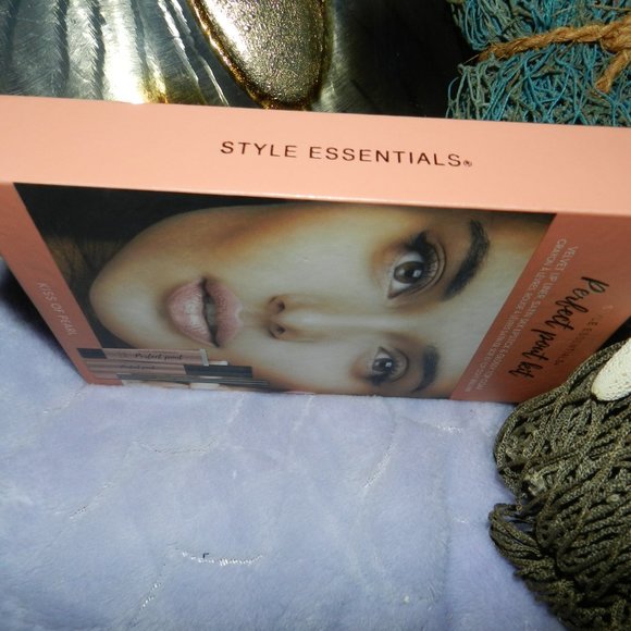 NEW Style Essentials Cosmetics KISS OF PEARL Perfect Pout Kit Set of 3 NWT! - Picture 5 of 14